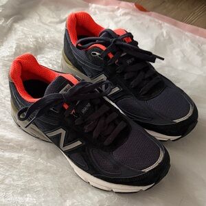 New Balance Navy 990 v4